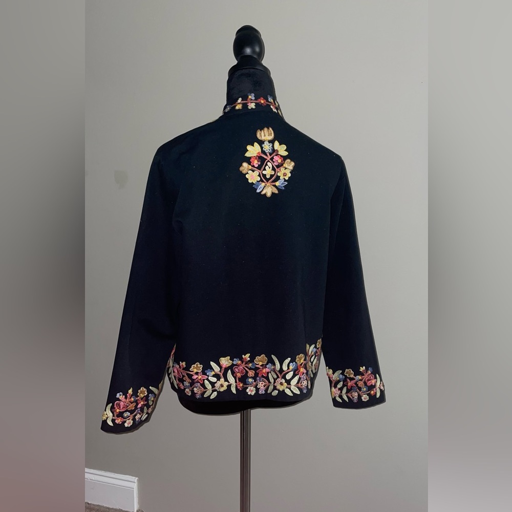 Persaman Embroidered Jacket